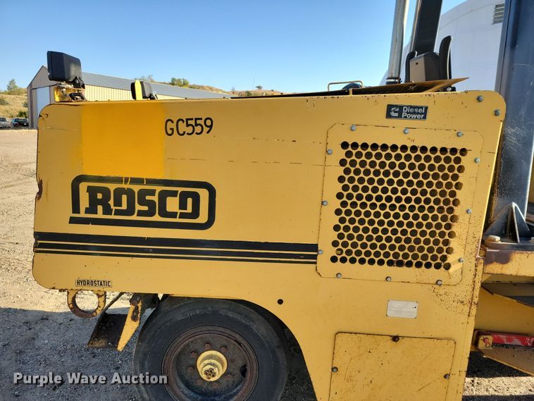 image for item JH9935 1999 Rosco Tru-Pac 915 pneumatic roller