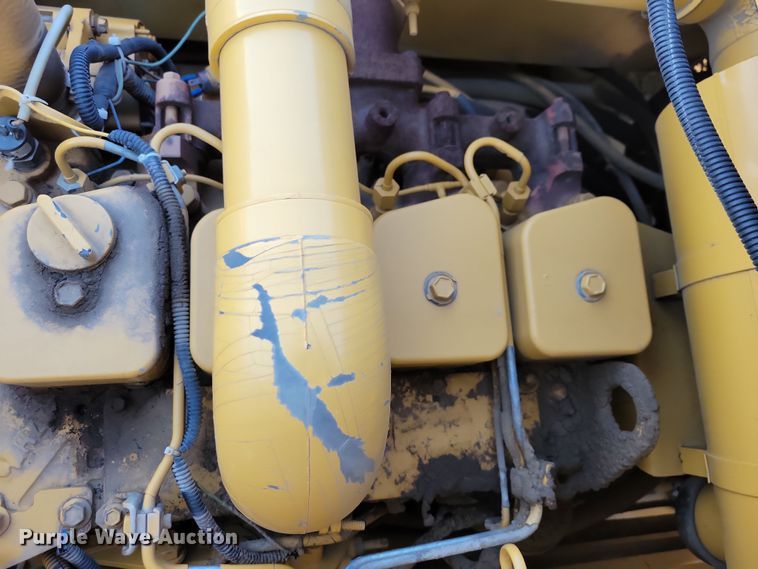 image for item JH9935 1999 Rosco Tru-Pac 915 pneumatic roller