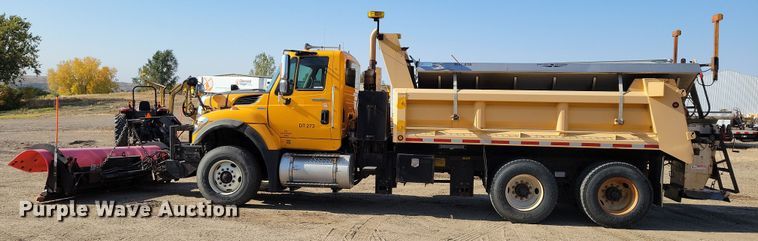 image for item JH9936 2010 International WorkStar 7600 dump truck