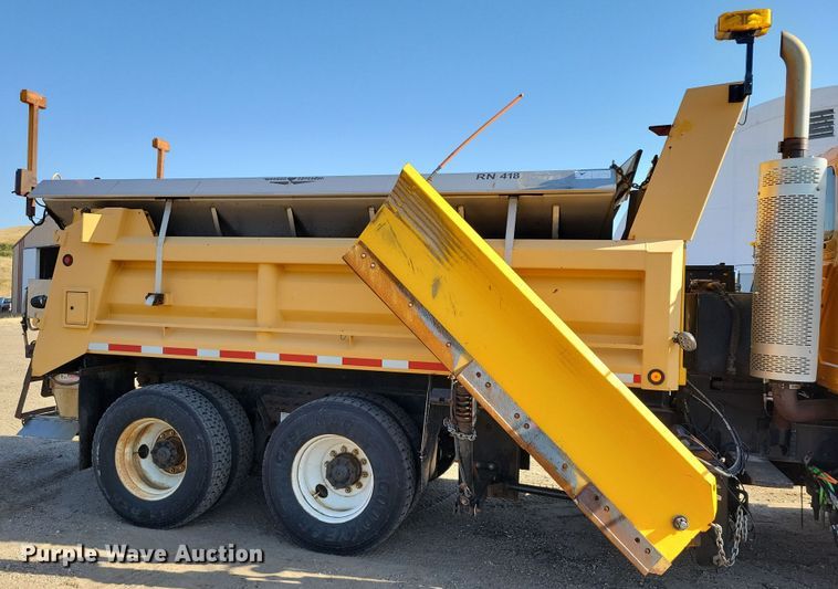 image for item JH9936 2010 International WorkStar 7600 dump truck