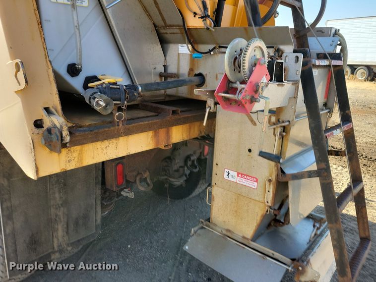 image for item JH9936 2010 International WorkStar 7600 dump truck