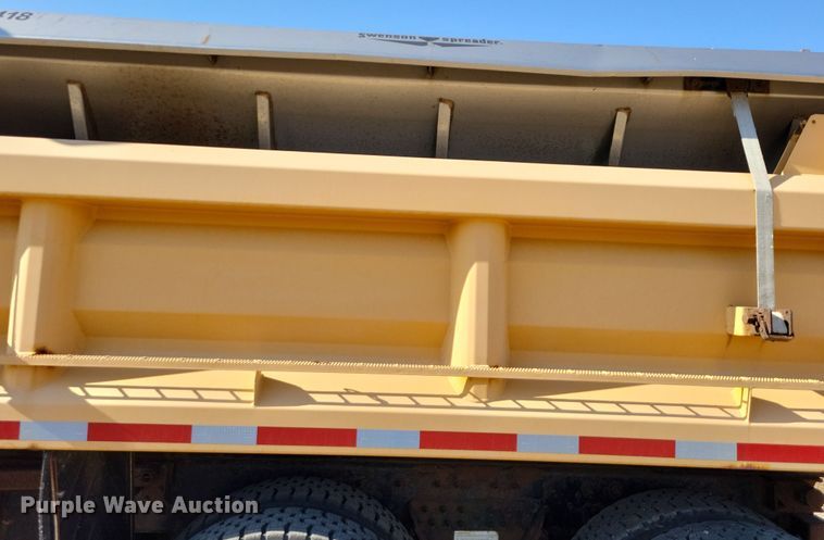 image for item JH9936 2010 International WorkStar 7600 dump truck