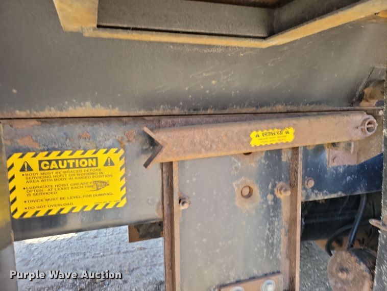 image for item JH9936 2010 International WorkStar 7600 dump truck