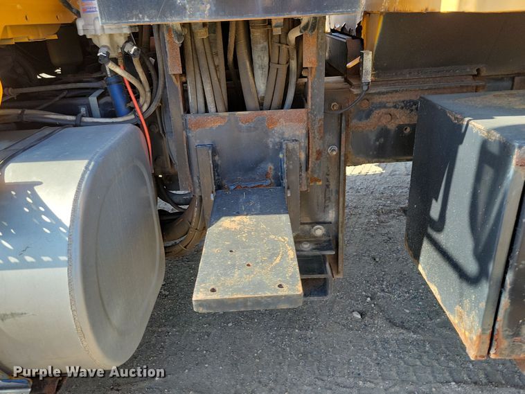 image for item JH9936 2010 International WorkStar 7600 dump truck