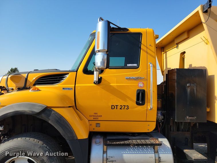image for item JH9936 2010 International WorkStar 7600 dump truck