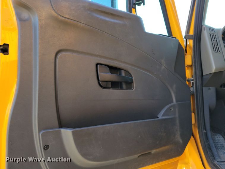 image for item JH9936 2010 International WorkStar 7600 dump truck