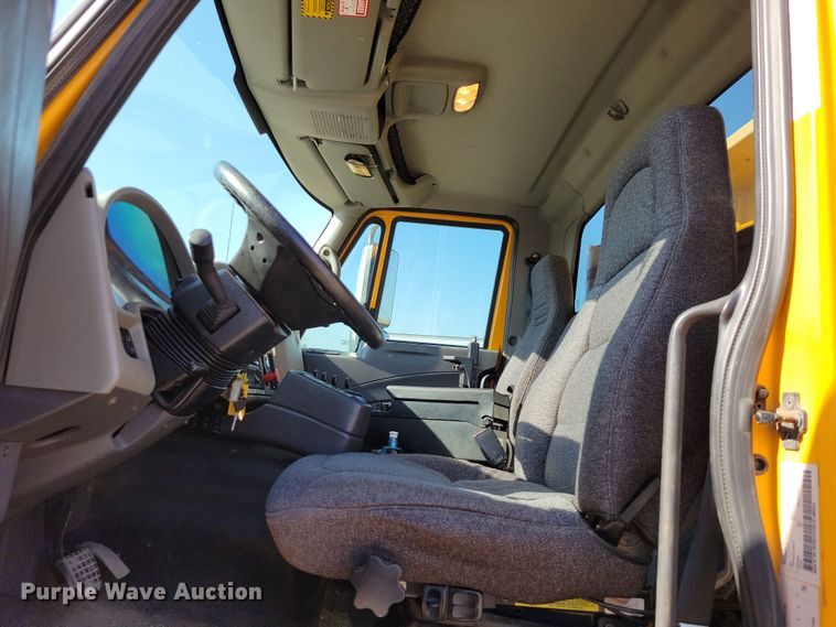 image for item JH9936 2010 International WorkStar 7600 dump truck