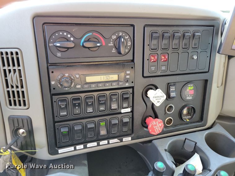 image for item JH9936 2010 International WorkStar 7600 dump truck