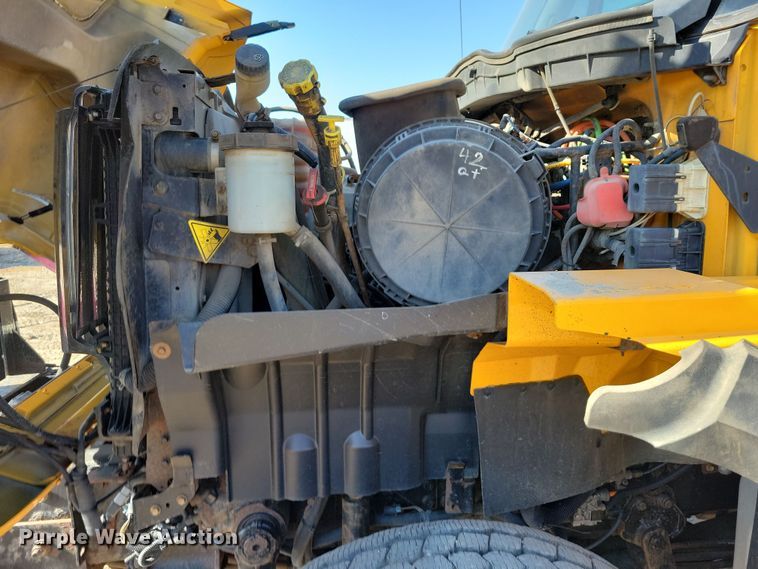 image for item JH9936 2010 International WorkStar 7600 dump truck