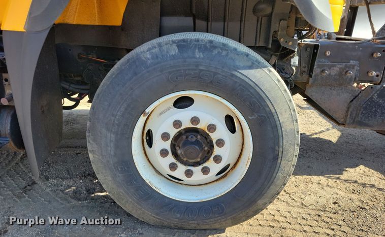 image for item JH9936 2010 International WorkStar 7600 dump truck