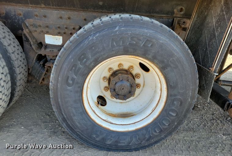 image for item JH9936 2010 International WorkStar 7600 dump truck