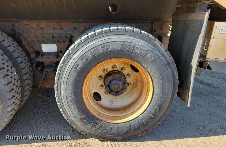 image for item JH9936 2010 International WorkStar 7600 dump truck