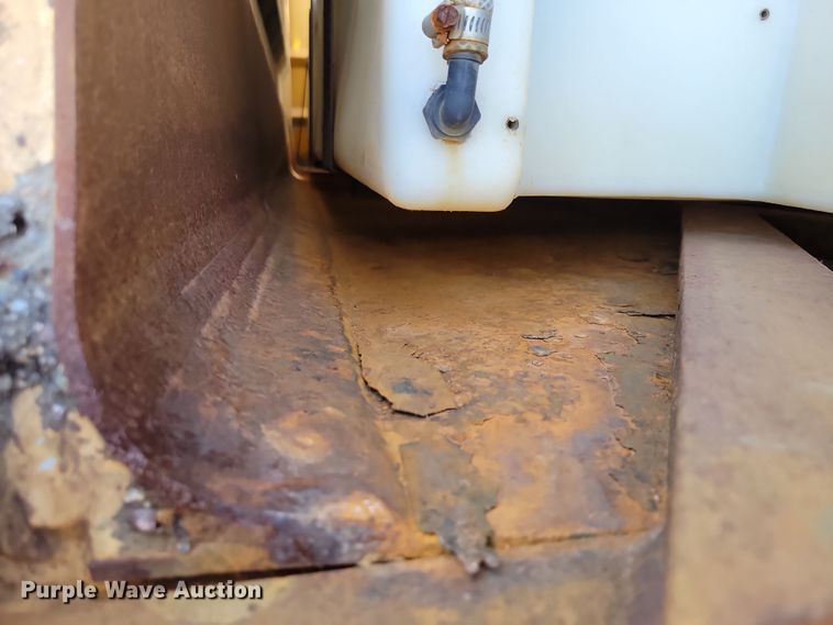 image for item JH9938 2008 Sterling L-Line dump truck