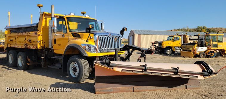 image for item JH9940 2010 International WorkStar 7600 dump truck