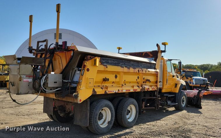image for item JH9940 2010 International WorkStar 7600 dump truck