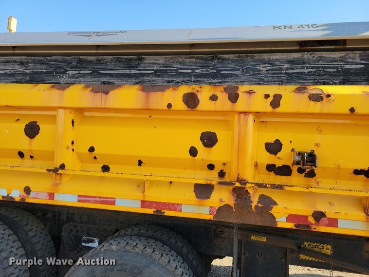 image for item JH9940 2010 International WorkStar 7600 dump truck