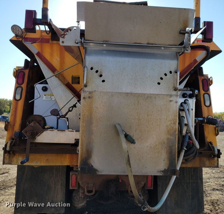 image for item JH9940 2010 International WorkStar 7600 dump truck