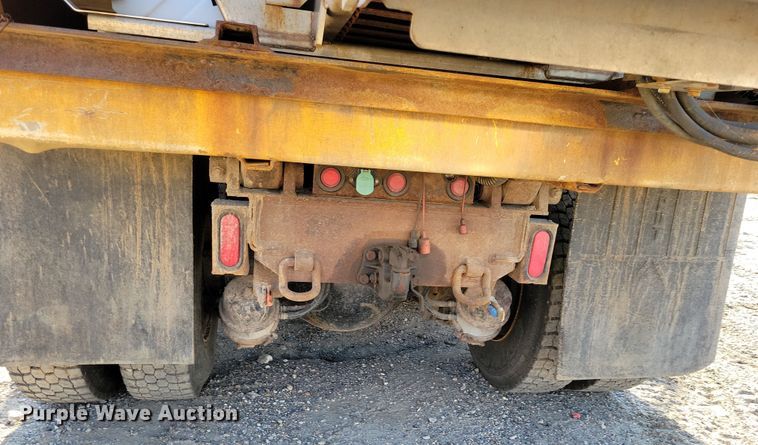 image for item JH9940 2010 International WorkStar 7600 dump truck