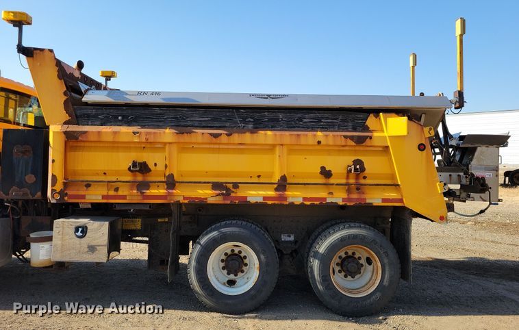 image for item JH9940 2010 International WorkStar 7600 dump truck
