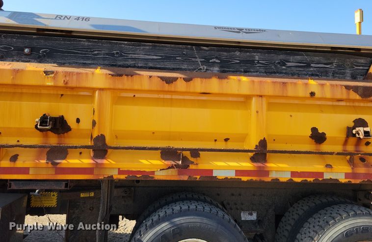 image for item JH9940 2010 International WorkStar 7600 dump truck