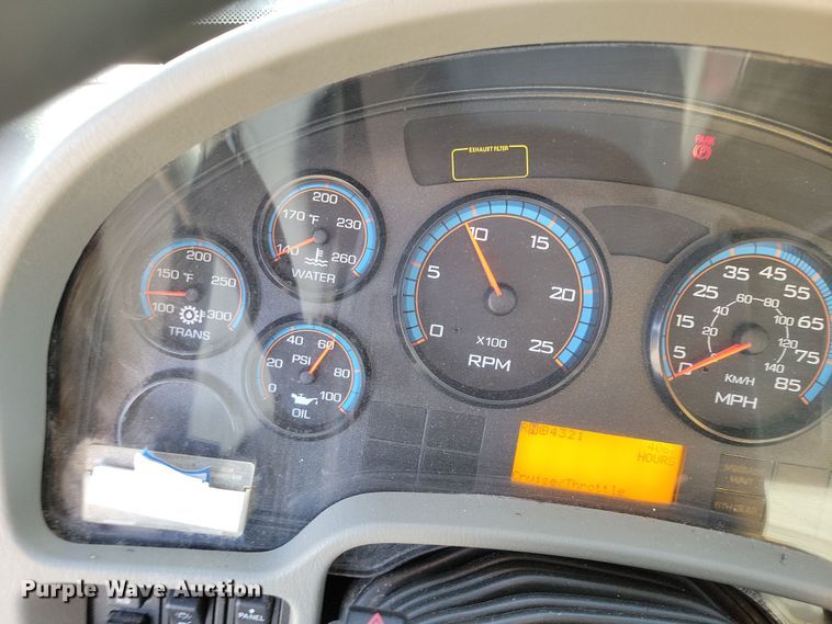 image for item JH9940 2010 International WorkStar 7600 dump truck