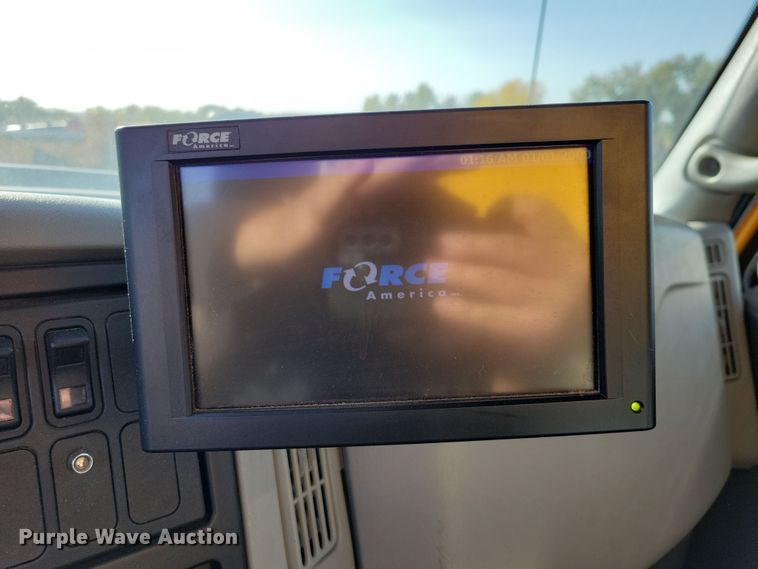 image for item JH9940 2010 International WorkStar 7600 dump truck