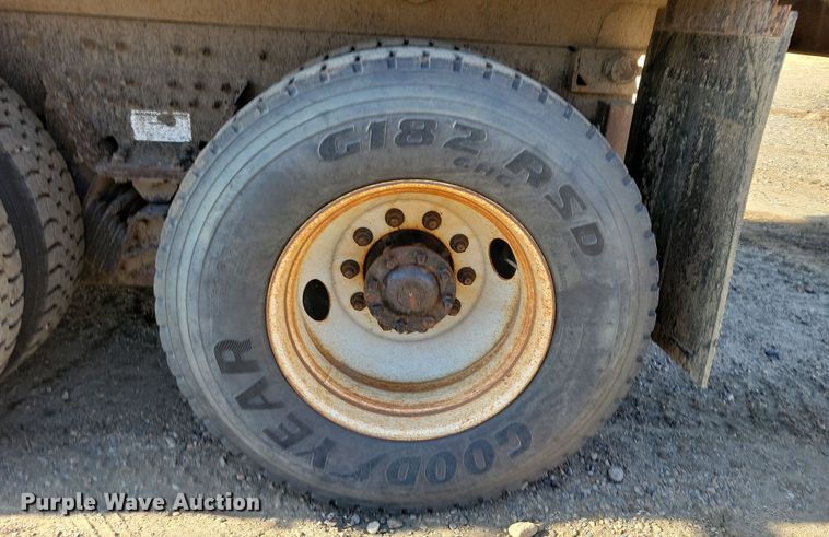 image for item JH9940 2010 International WorkStar 7600 dump truck