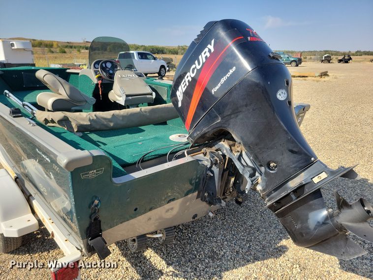 image for item JO9334 2004 Lund 1700 Explorer SS Adventure boat