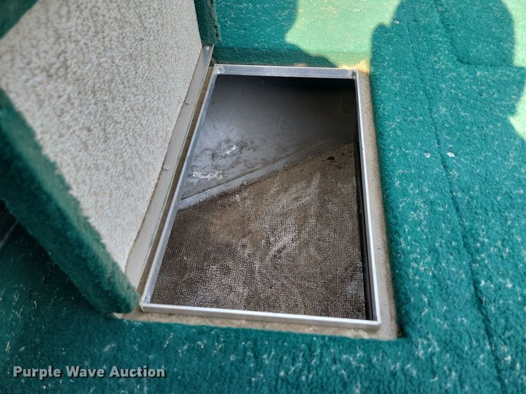 image for item JO9334 2004 Lund 1700 Explorer SS Adventure boat