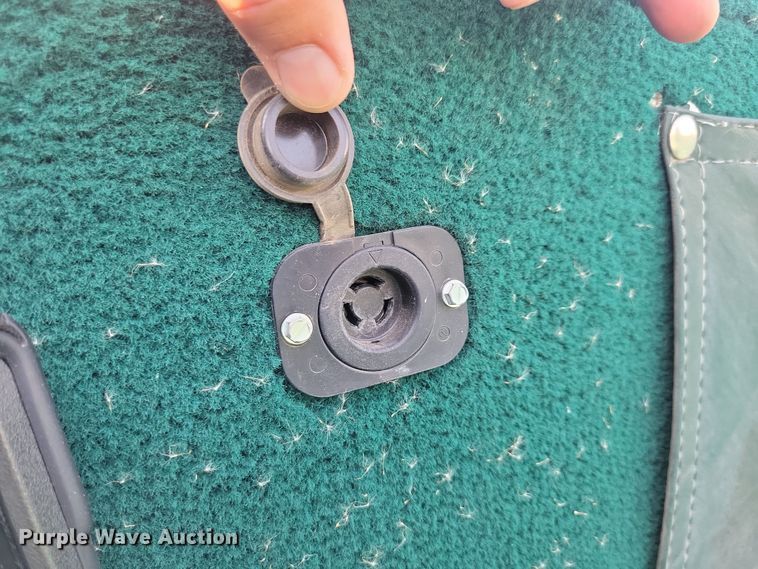 image for item JO9334 2004 Lund 1700 Explorer SS Adventure boat