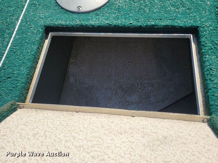 image for item JO9334 2004 Lund 1700 Explorer SS Adventure boat