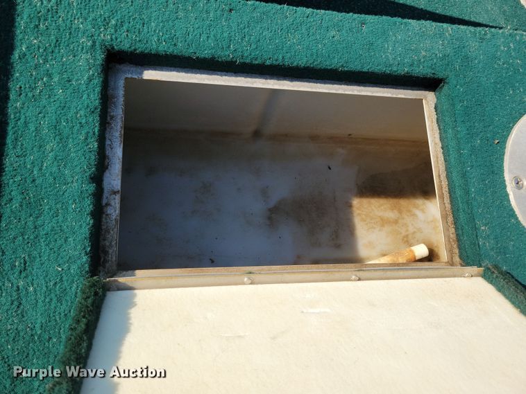 image for item JO9334 2004 Lund 1700 Explorer SS Adventure boat