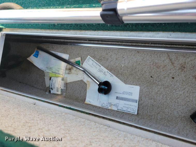 image for item JO9334 2004 Lund 1700 Explorer SS Adventure boat