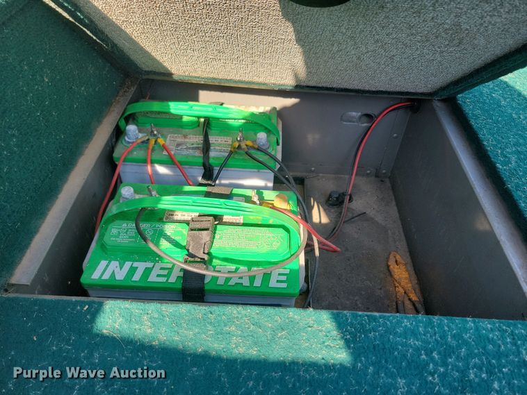 image for item JO9334 2004 Lund 1700 Explorer SS Adventure boat