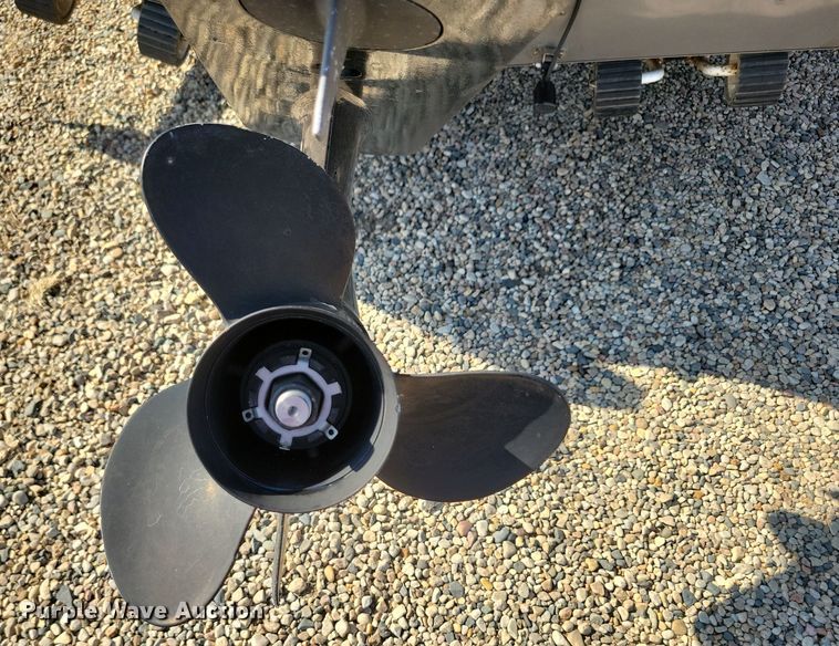 image for item JO9334 2004 Lund 1700 Explorer SS Adventure boat