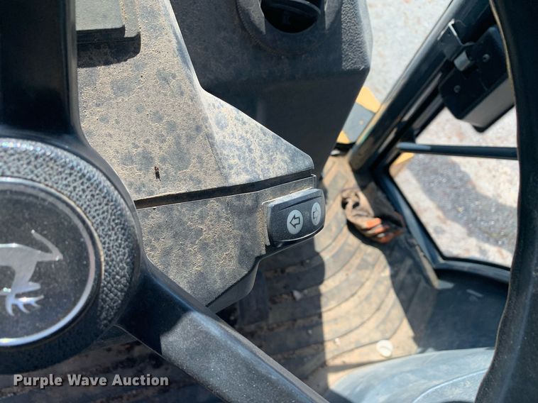 image for item JT9705 2016 John Deere  310L backhoe