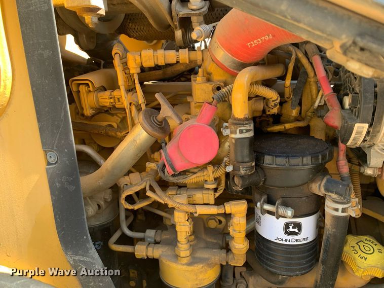 image for item JT9705 2016 John Deere  310L backhoe