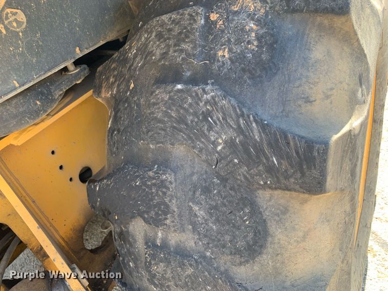 image for item JT9705 2016 John Deere  310L backhoe