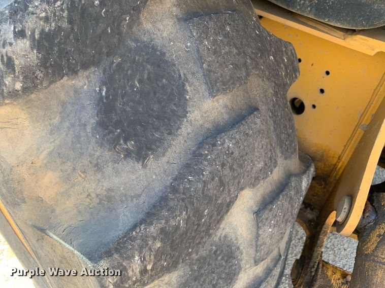 image for item JT9705 2016 John Deere  310L backhoe