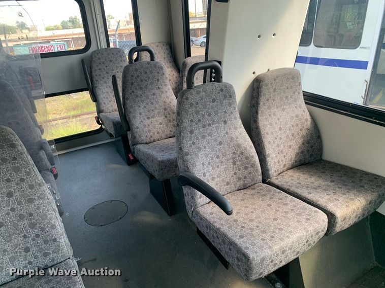 image for item JT9706 2015 Chevrolet  G4500  shuttle bus