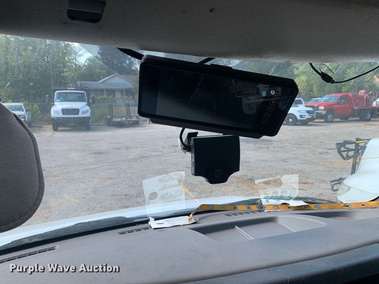 image for item JT9706 2015 Chevrolet  G4500  shuttle bus