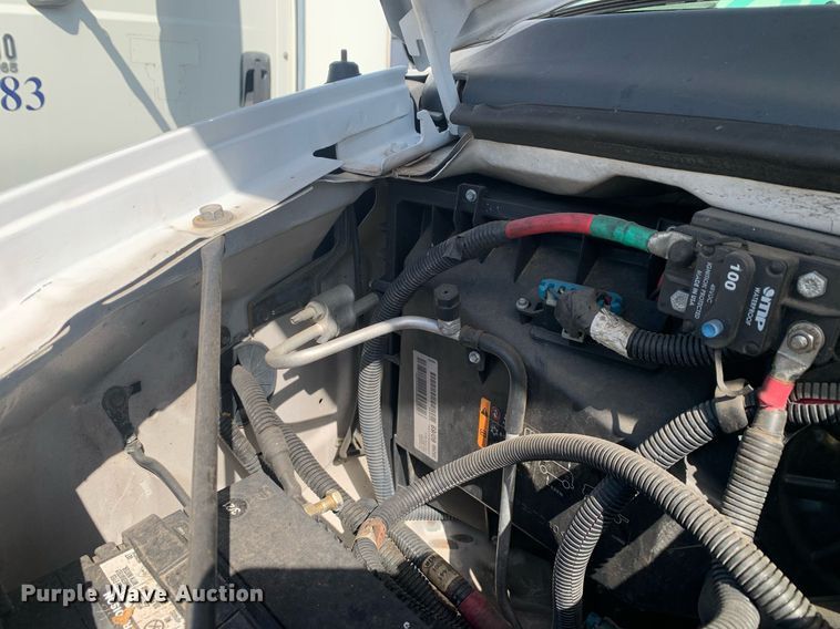 image for item JT9706 2015 Chevrolet  G4500  shuttle bus