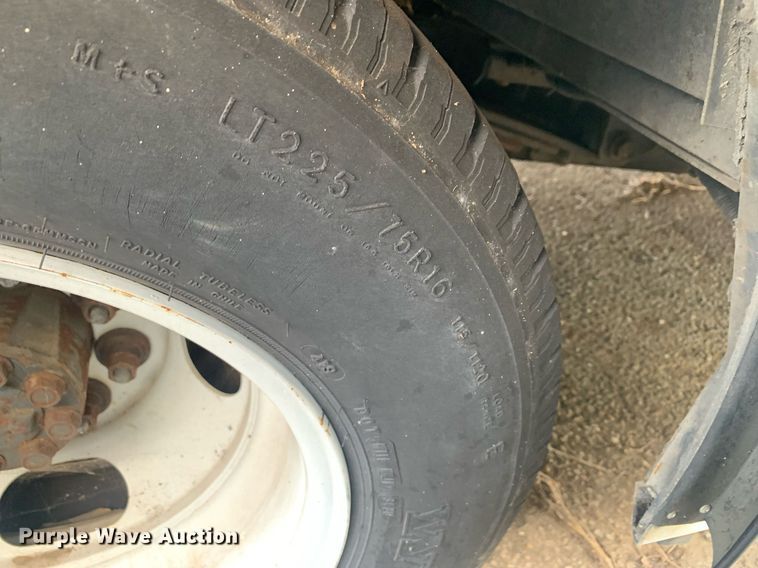 image for item JT9706 2015 Chevrolet  G4500  shuttle bus