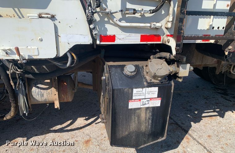 image for item JT9708 2015 Mack LEU633 refuse truck