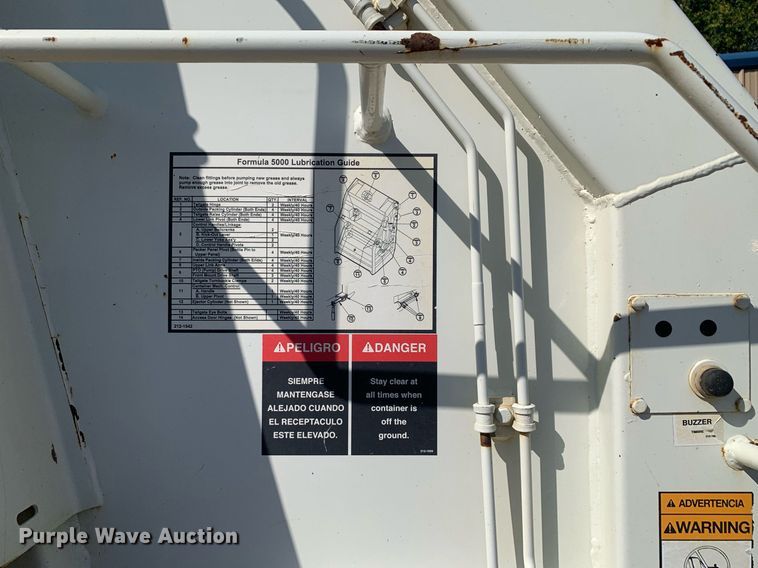 image for item JT9708 2015 Mack LEU633 refuse truck