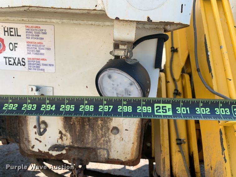 image for item JT9708 2015 Mack LEU633 refuse truck