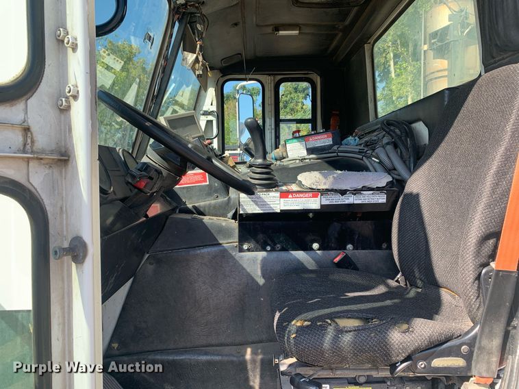 image for item JT9708 2015 Mack LEU633 refuse truck