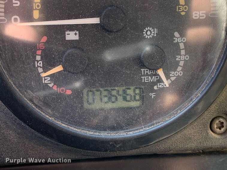 image for item JT9708 2015 Mack LEU633 refuse truck