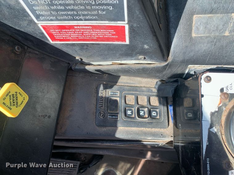 image for item JT9708 2015 Mack LEU633 refuse truck