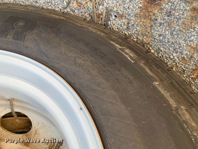 image for item JT9708 2015 Mack LEU633 refuse truck